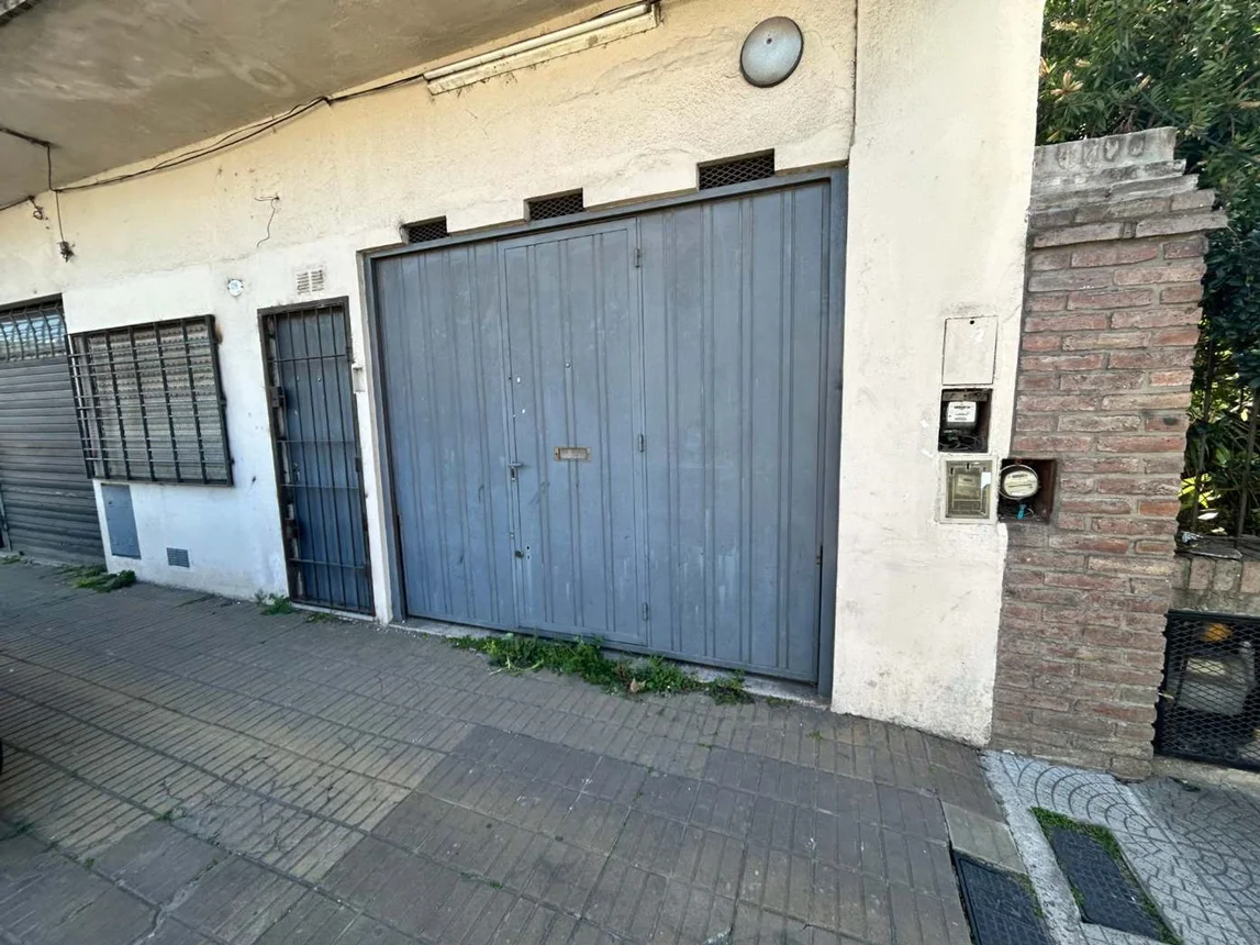 PH de 2 ambientes en venta en Quilmes, Gelly y Obes 800