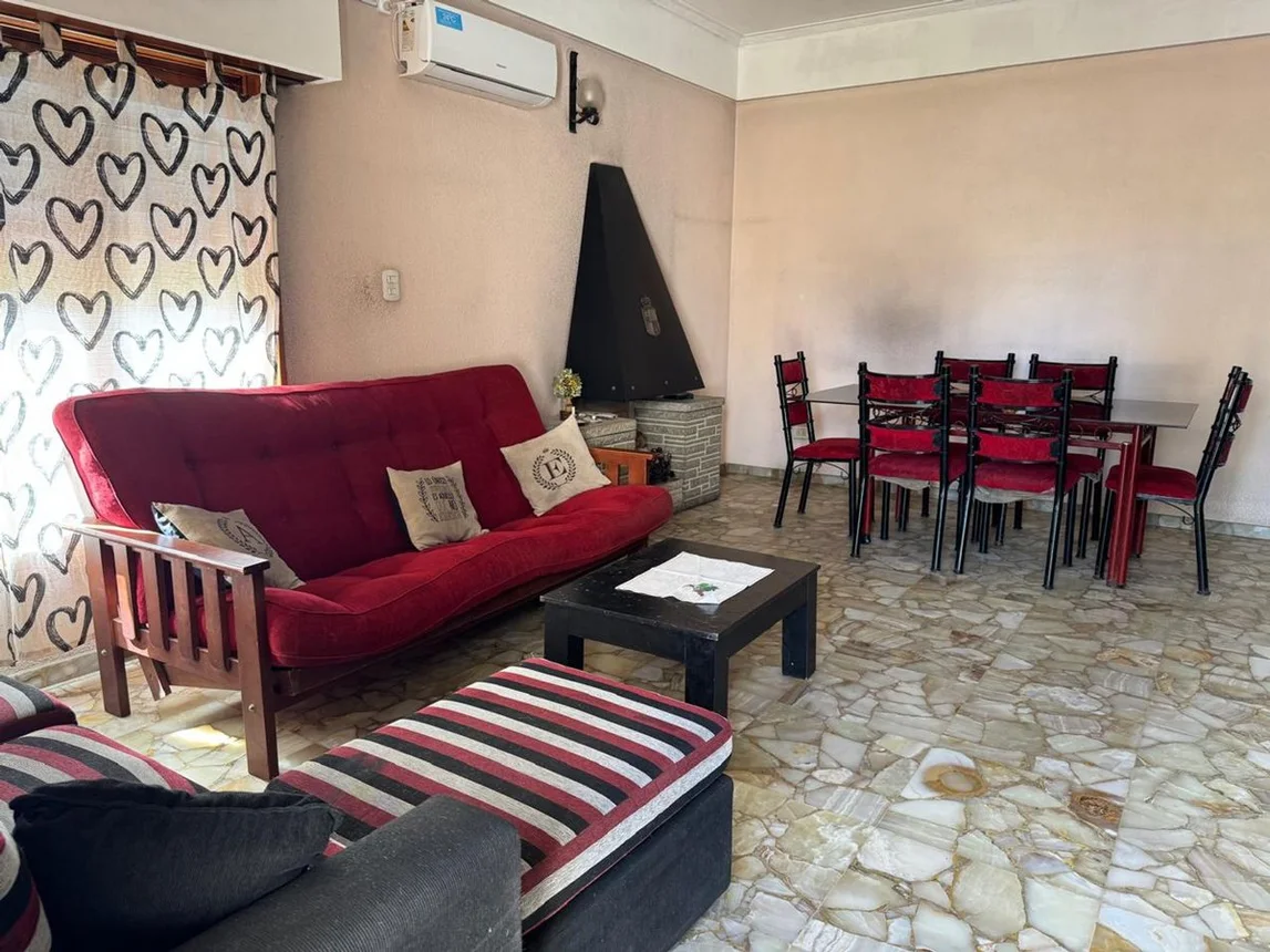Casa de 5 ambientes en venta en Florencio Varela, Dardo Rocha 0, foto 3