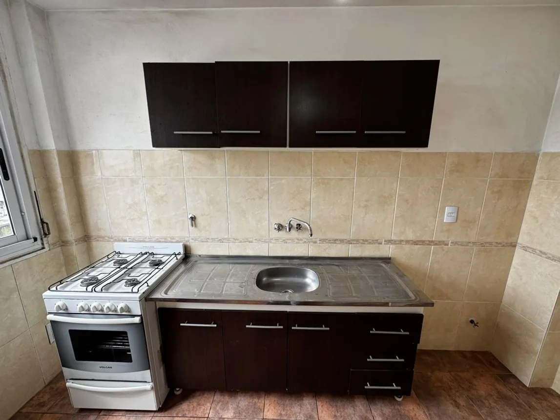 Departamento de 3 ambientes en venta en Liniers, Doctor Ángel Honorio Roffo 7000, foto 2