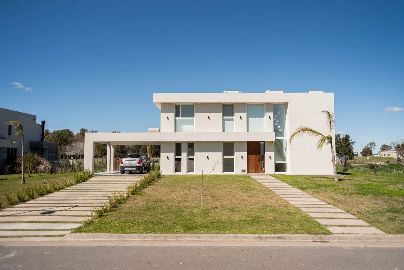 Casa en venta en La Plata, foto 2