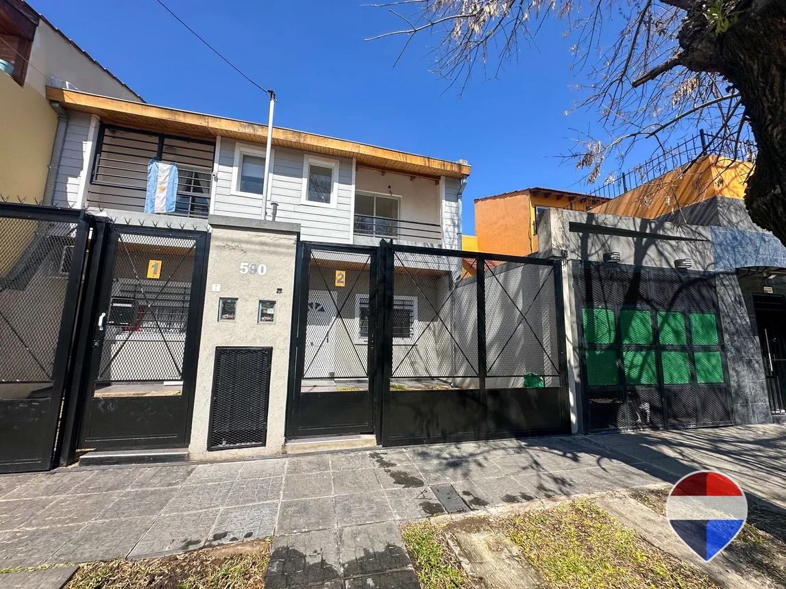 Casa dúplex en venta en Aldo Bonzi, M. Altolaguirre 500
