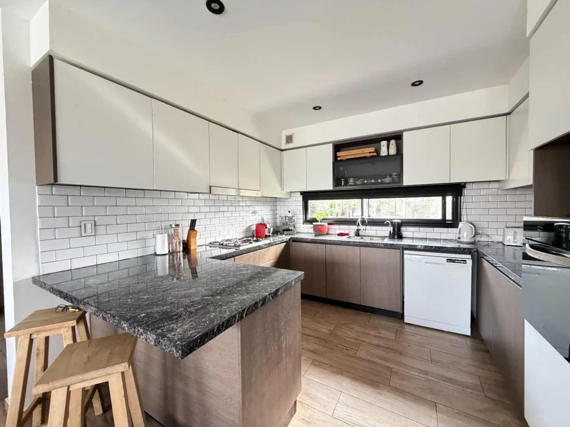 Casa en venta en Pilar, foto 2