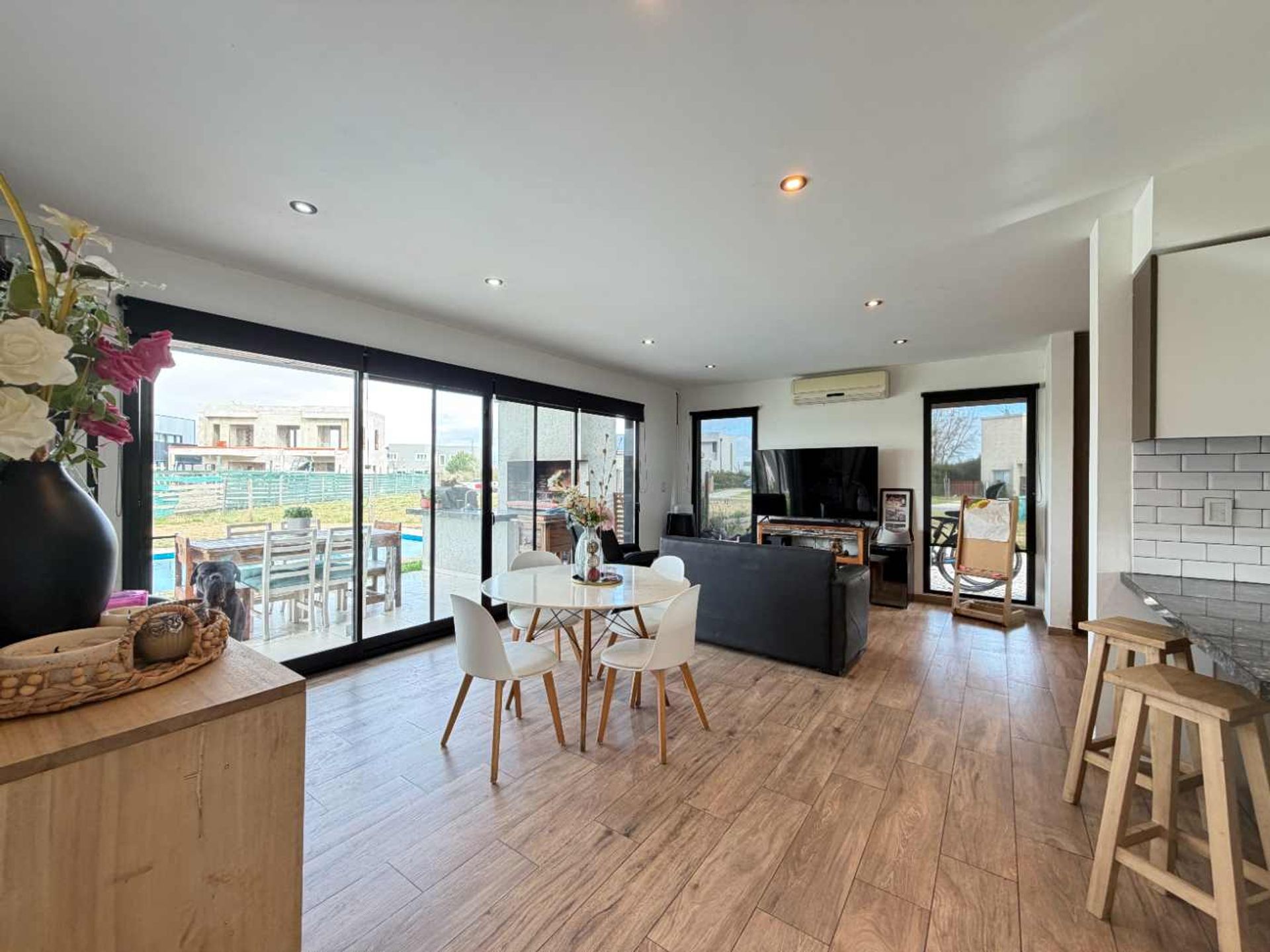 Venta Casa ESCRITURA San Sebastián AREA 6 PERMUTA