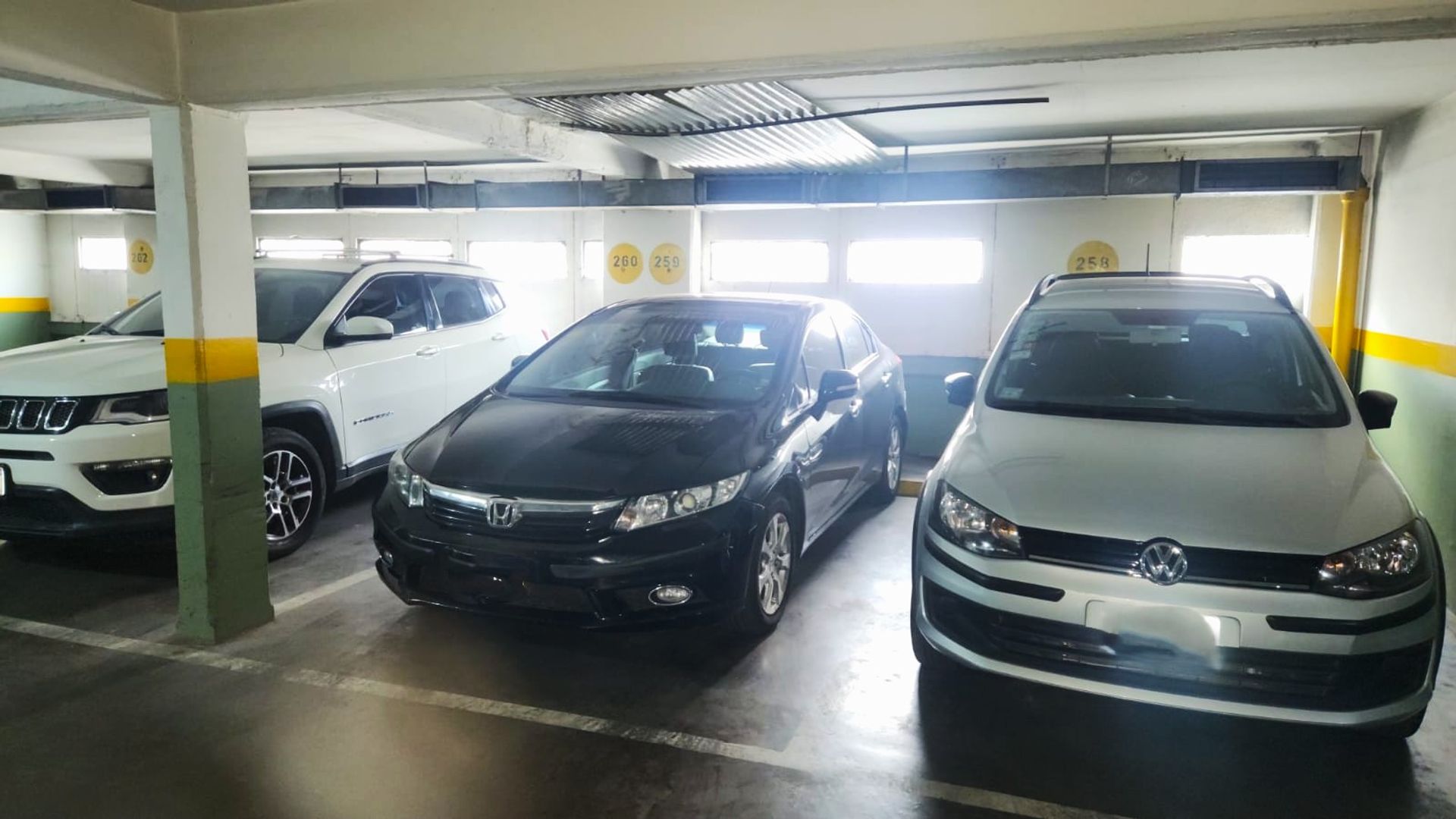 Foto 7 — VENTA COCHERA CUBIERTA FIJA BAJAS EXP RETIRO