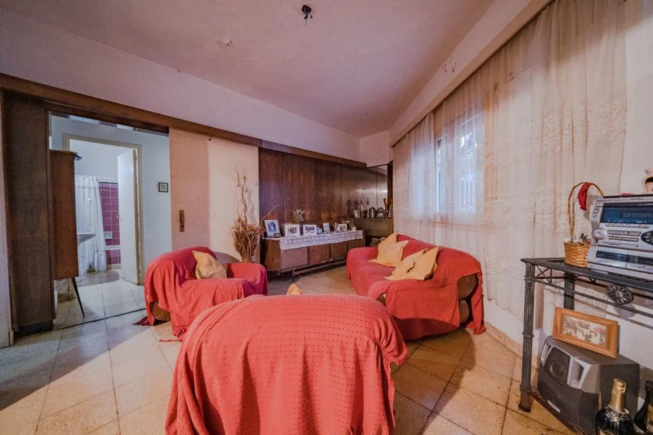 Casa de 4 ambientes en venta en Versalles, Echenagucía 900, foto 5
