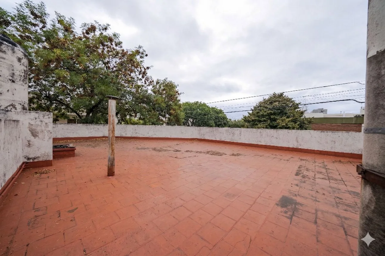 Casa de 4 ambientes en venta en Versalles, Echenagucía 900, foto 2