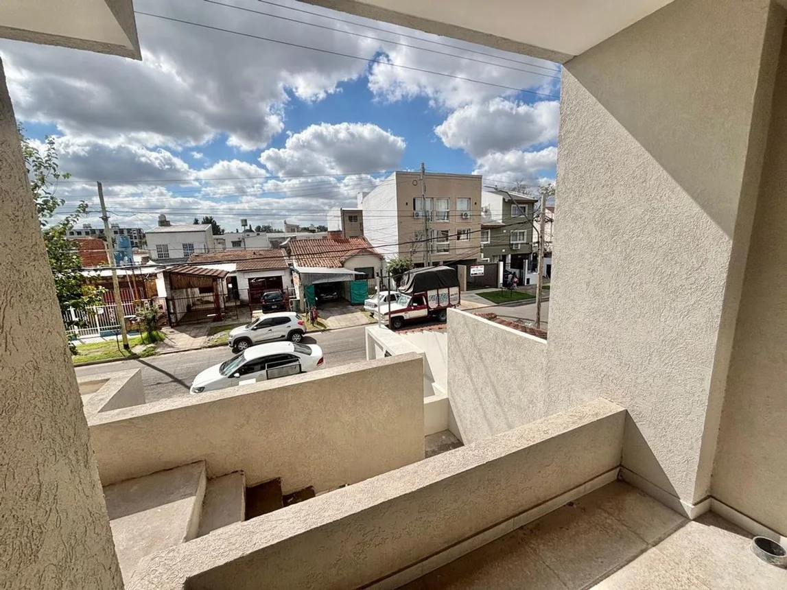 Dúplex de 3 ambientes en venta en Hurlingham, Los Patos 2000, foto 3