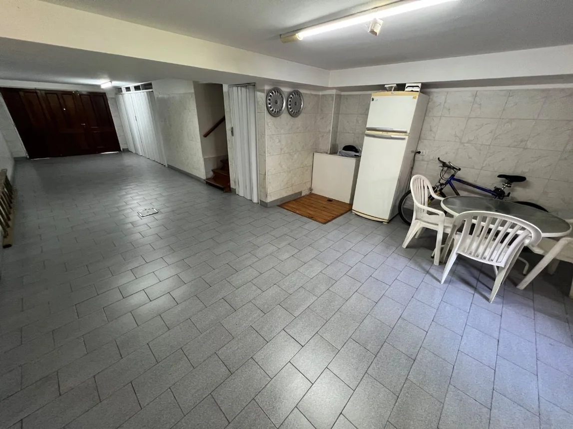 Casa tríplex en venta en Morón, foto 2