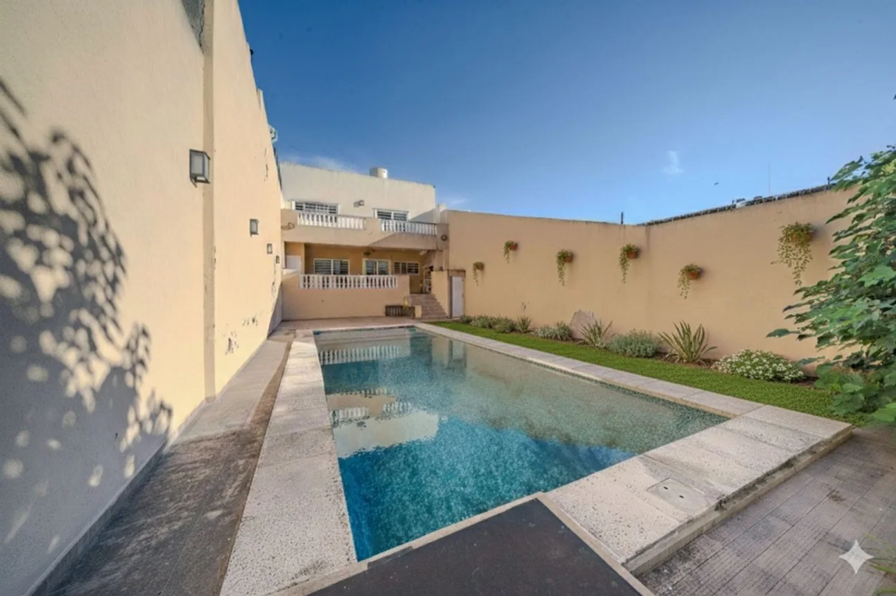 Casa en venta en Flores