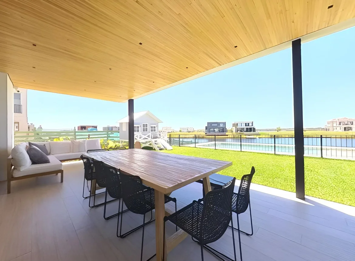 Casa de 6 ambientes en alquiler en Belén de Escobar, Avenida de los Lagos 100