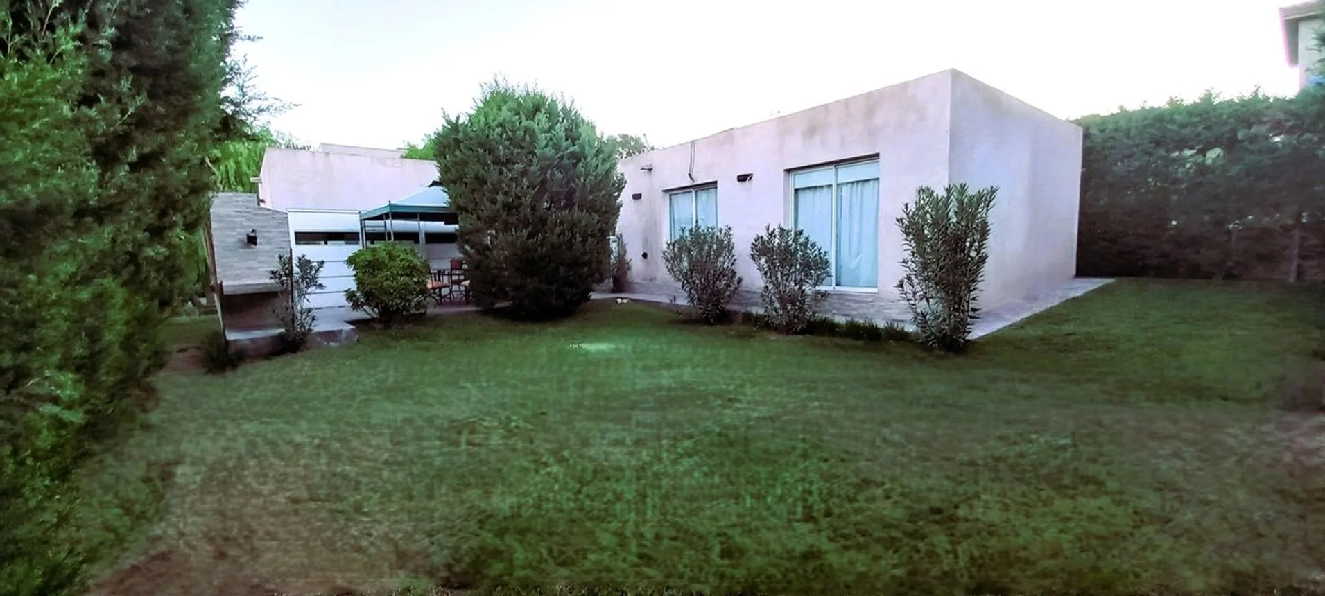 Casa en venta en Mendoza, foto 2