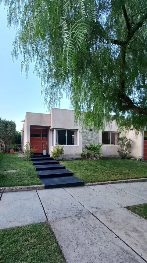Casa en venta en Mendoza, foto 3