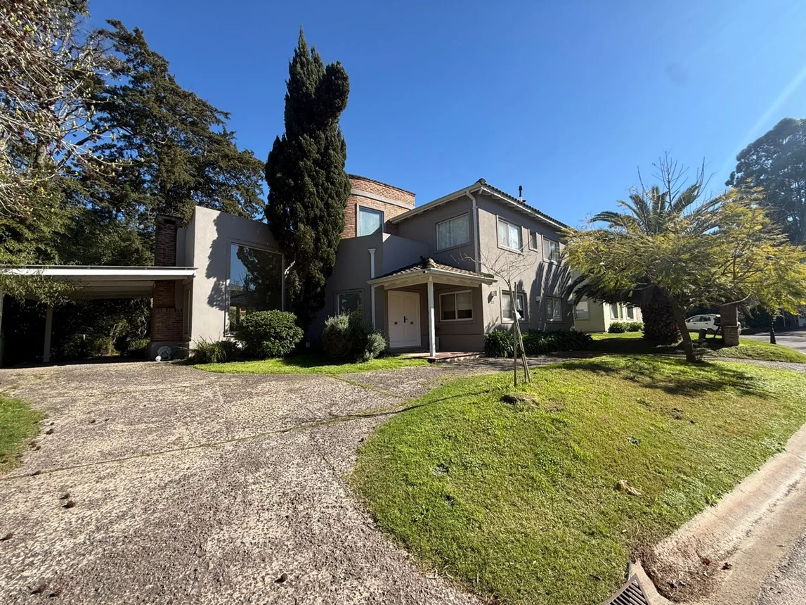 Casa en venta en Belén de Escobar, foto 2