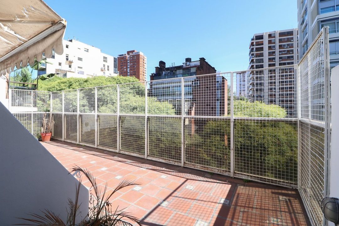 Venta Piso 5 Ambientes  Belgrano Balcón Terraza