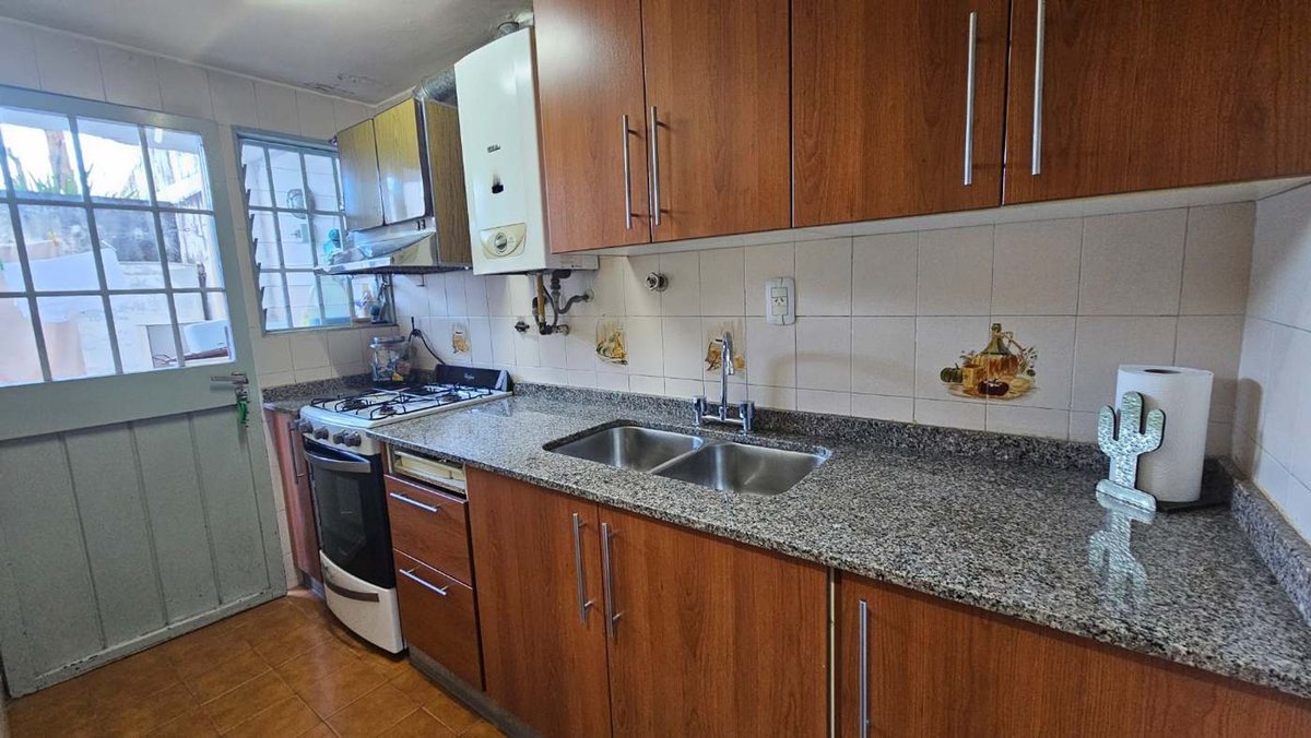 CASA EN VENTA PARQUE BELGRANO ZONA NORTE 4 DORM - foto 14
