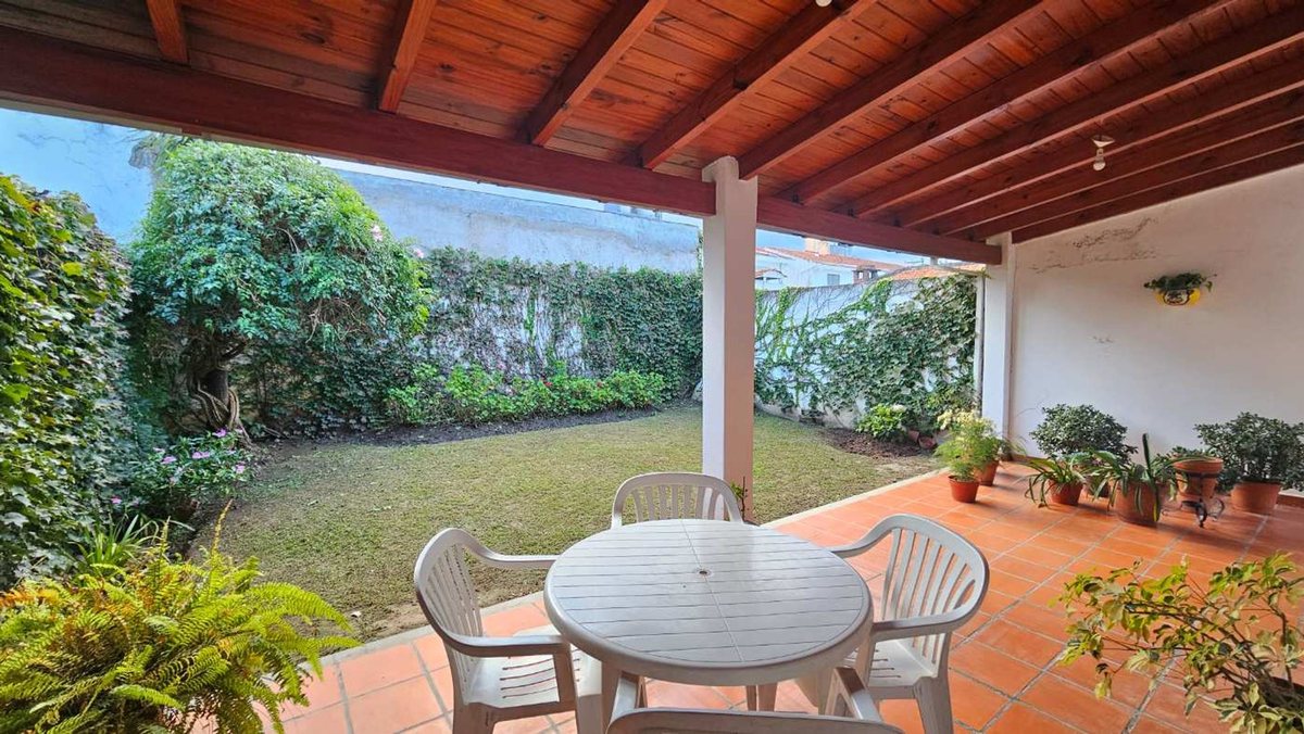 CASA EN VENTA PARQUE BELGRANO ZONA NORTE 4 DORM - foto 17