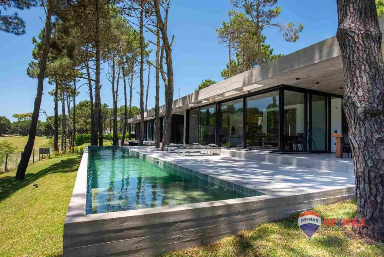 Casa en venta en Pinamar, foto 3