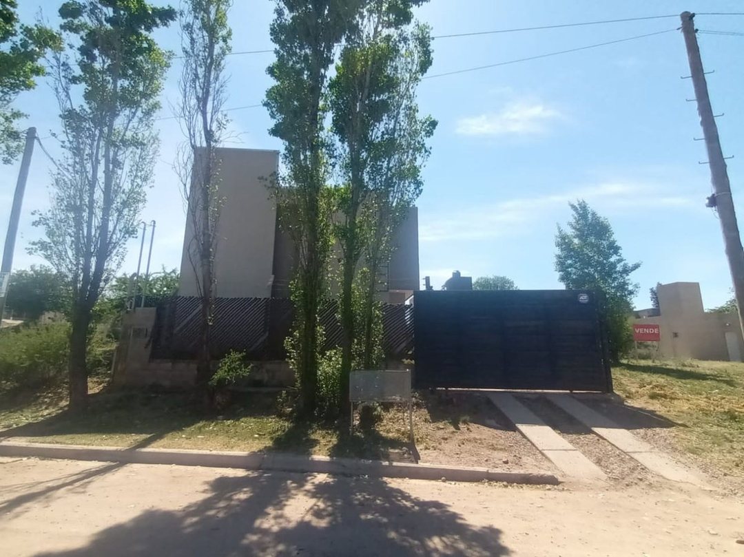 ALQUILER DUPLEX EN JUANA KOSLAY