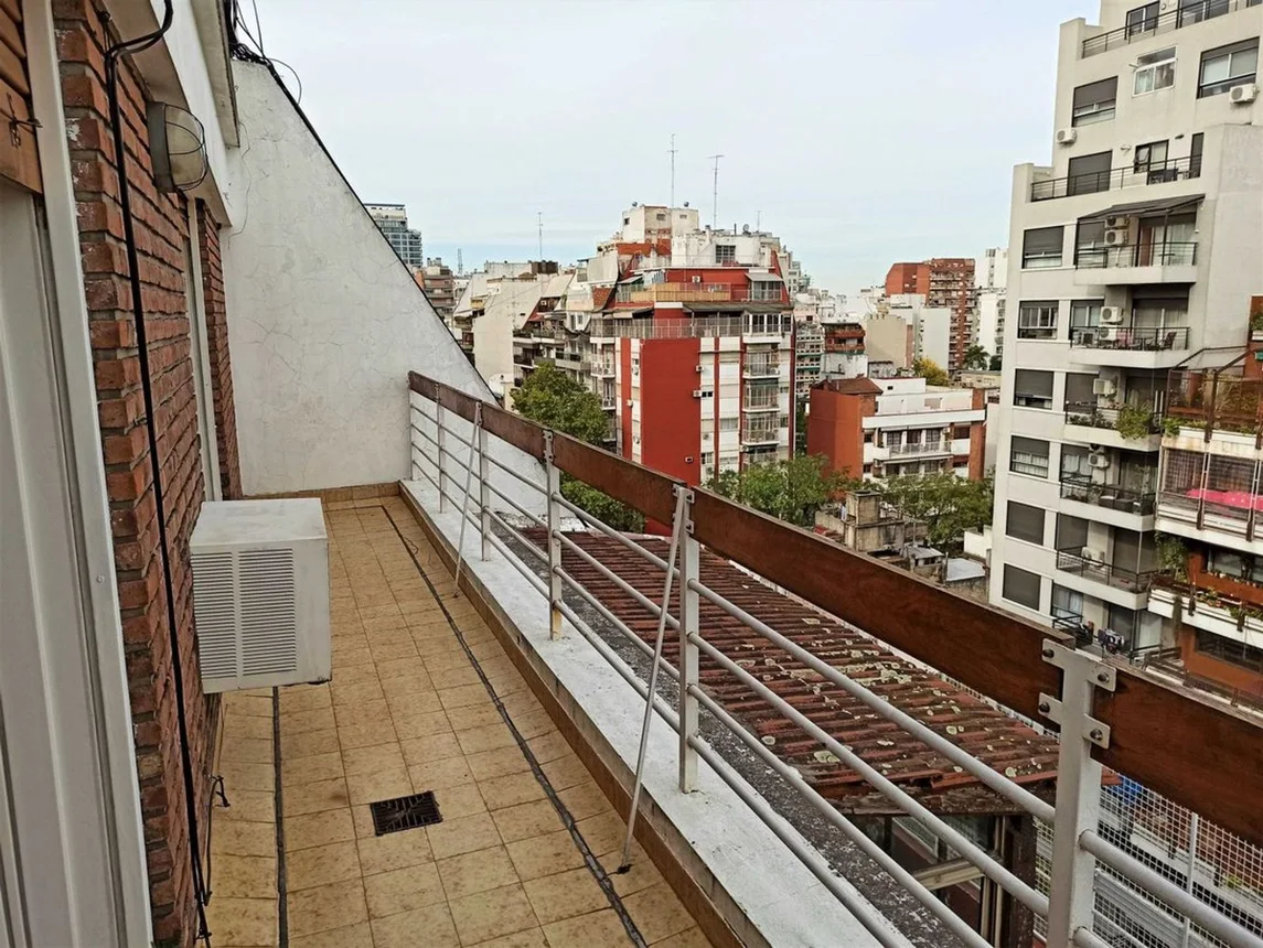 Semipiso en alquiler en Flores
