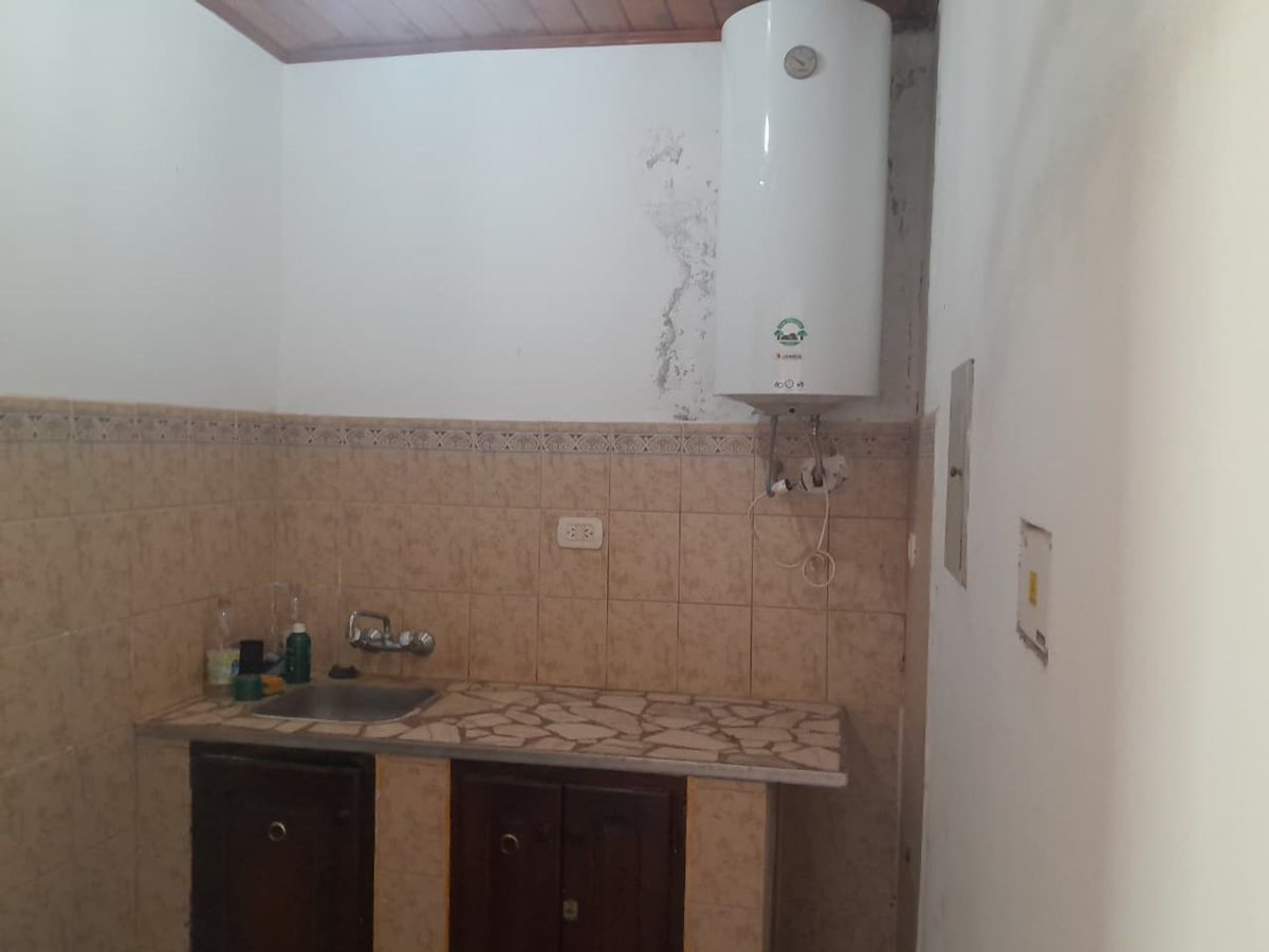 LOCAL - OFICINA COMERCIAL Y DEPOSITOS - foto 6