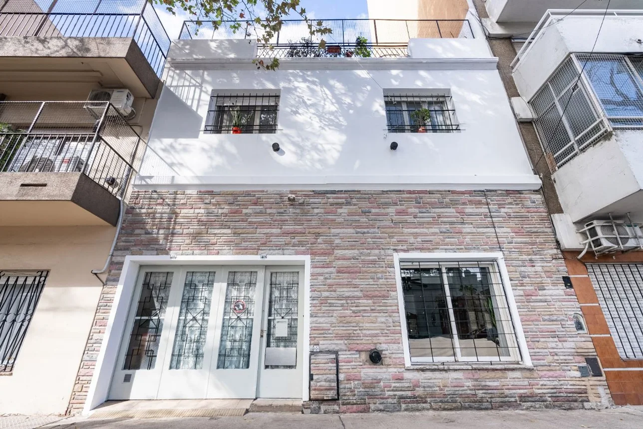 Casa dúplex de 4 ambientes en venta en Villa del Parque, Nazarre 3400, foto 2