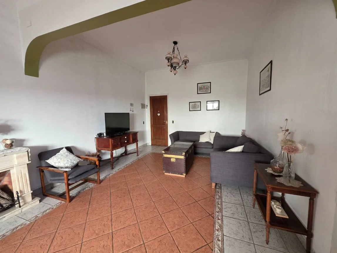 PH de 4 ambientes en venta en Banfield, General Carlos María de Alvear 1600