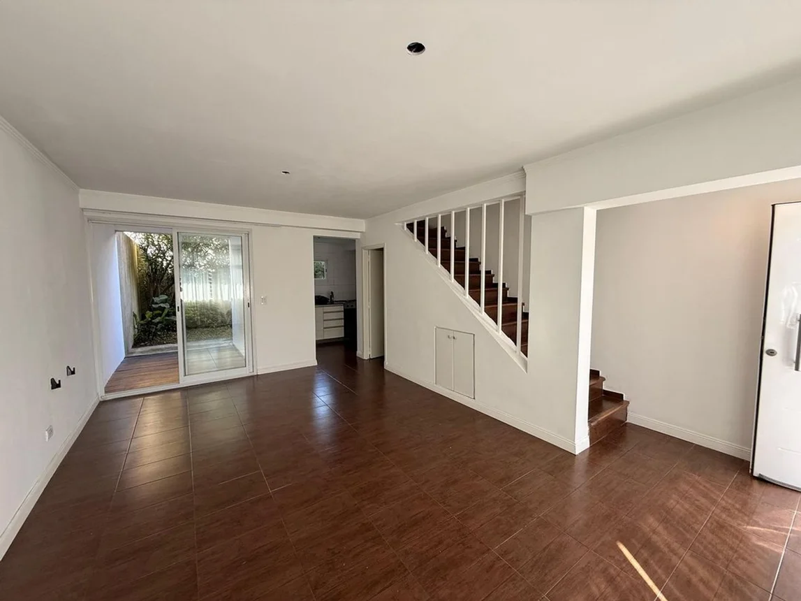 Casa dúplex de 3 ambientes en alquiler en Mar del Plata, Pringles 600, foto 2
