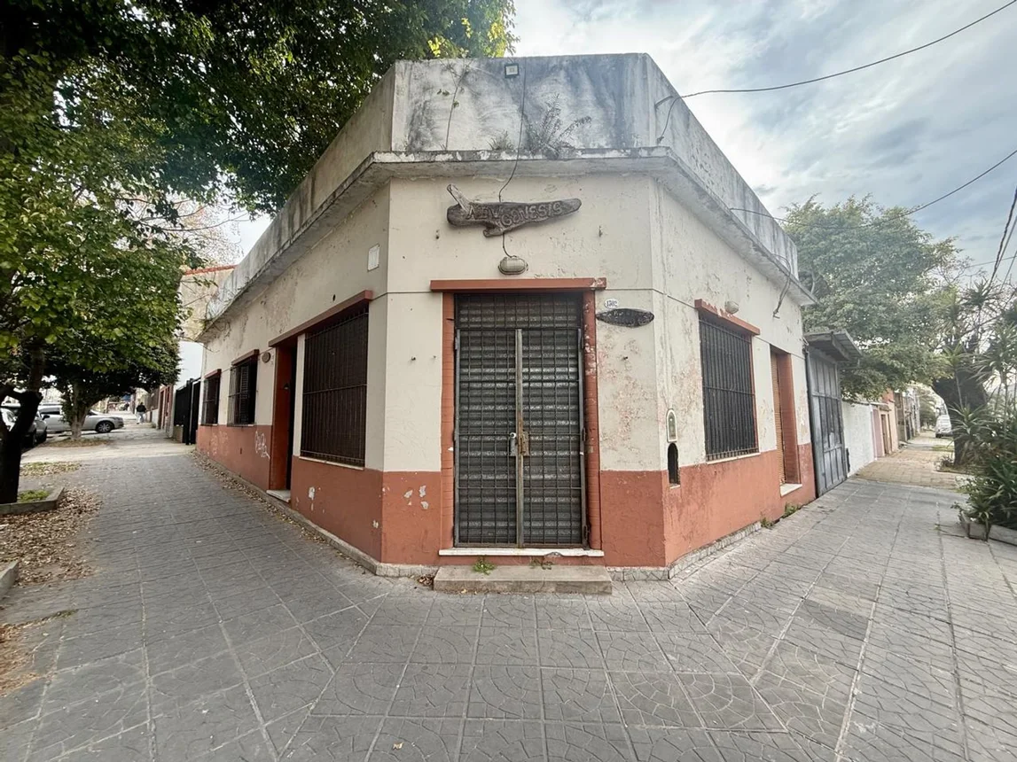 Casa de 3 ambientes en venta en Villa Ballester, Profesor F. Agüer 6000