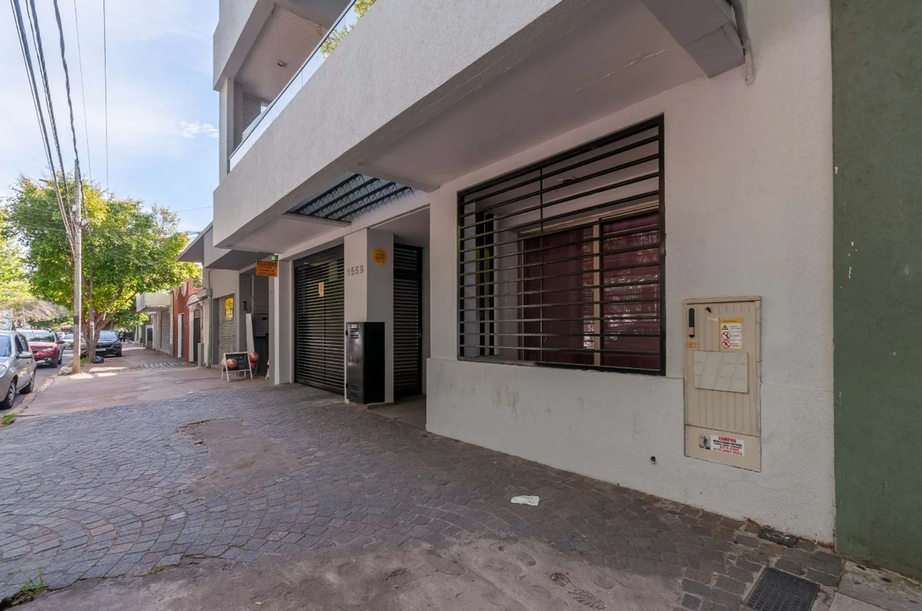Departamento en venta en Adrogué, Jorge Santiago Bynnon 1500