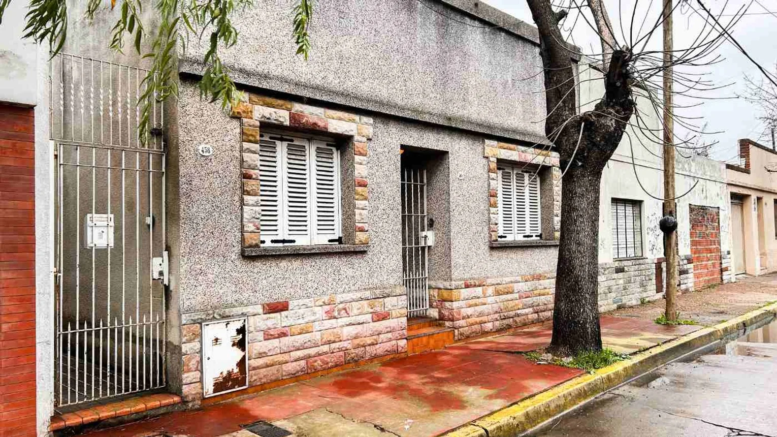 PH de 3 ambientes en venta en Temperley, Carlos Guido Spano 400