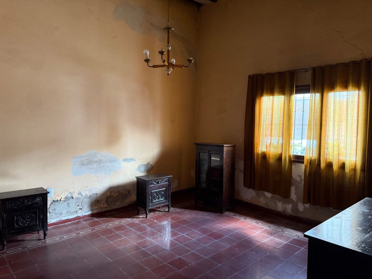 CASA 2 DORMITORIOS VENTA ZONA MACROCENTRO 300M2 - foto 6