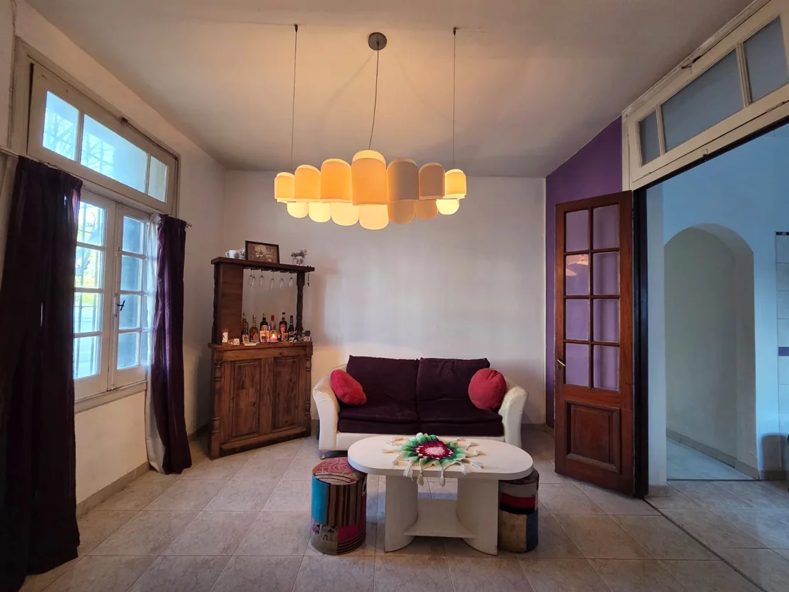 Casa de 4 ambientes en venta en Valentín Alsina, Gobernador Oliden 500