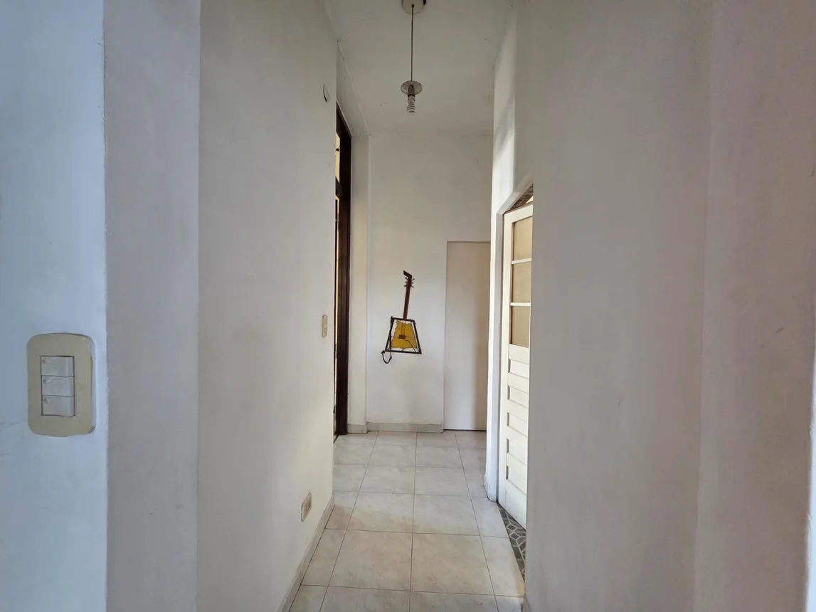 Casa de 4 ambientes en venta en Valentín Alsina, Gobernador Oliden 500, foto 2
