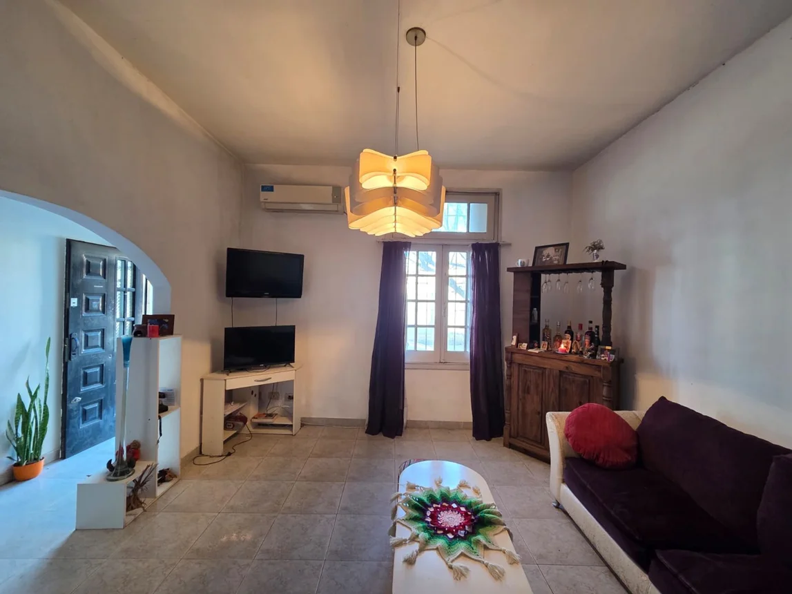 Casa de 4 ambientes en venta en Valentín Alsina, Gobernador Oliden 500, foto 4