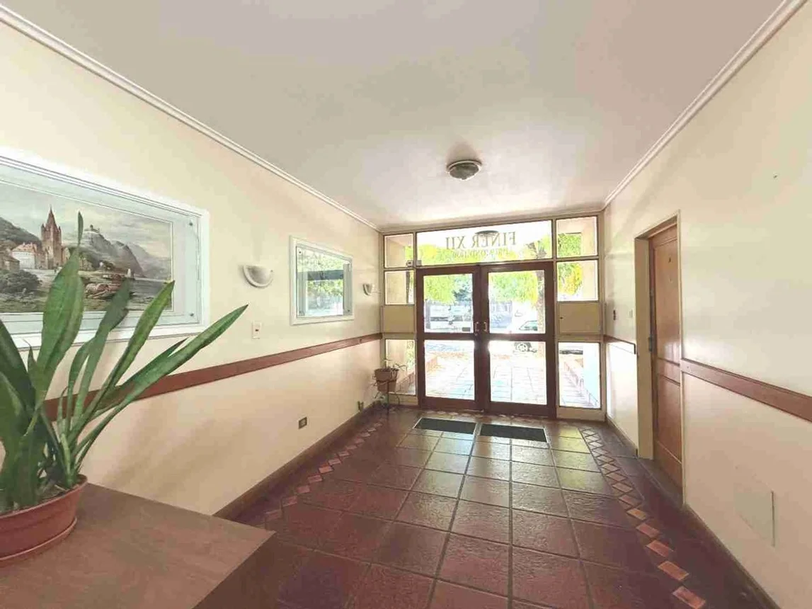 Departamento de 2 ambientes en venta en Adrogué, Drumond 1000