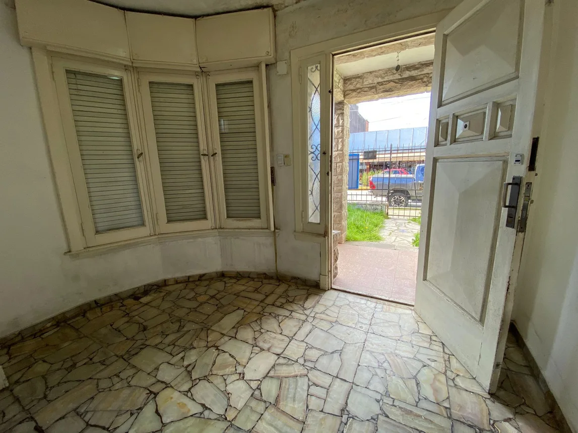 Casa en venta en Quilmes, foto 4