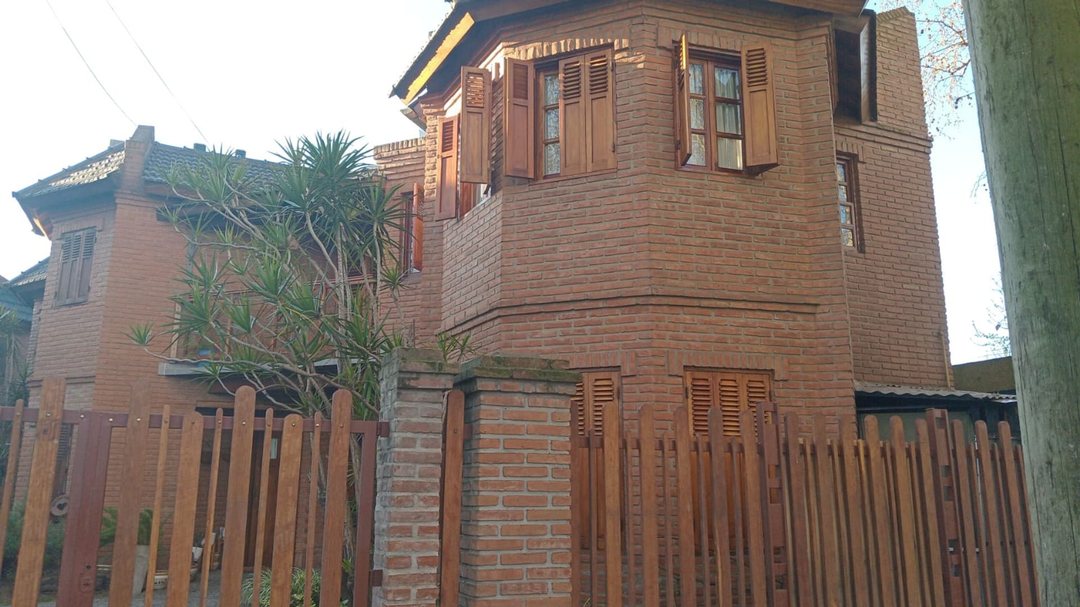 SE VENDE PH 3AMB CON COCHERA EN MERLO