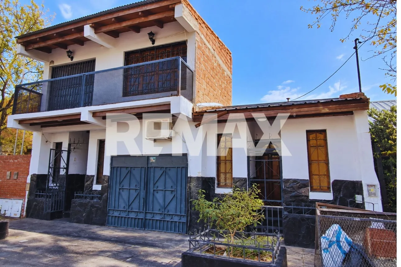 Casa en venta en Neuquén, foto 2