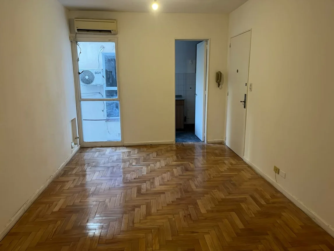 Departamento de 2 ambientes en alquiler en San Nicolás, Lavalle 1500