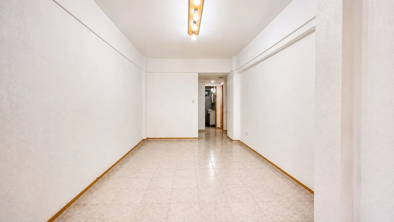 Departamento de 2 ambientes en venta en Mar del Plata, Córdoba 1900, foto 2