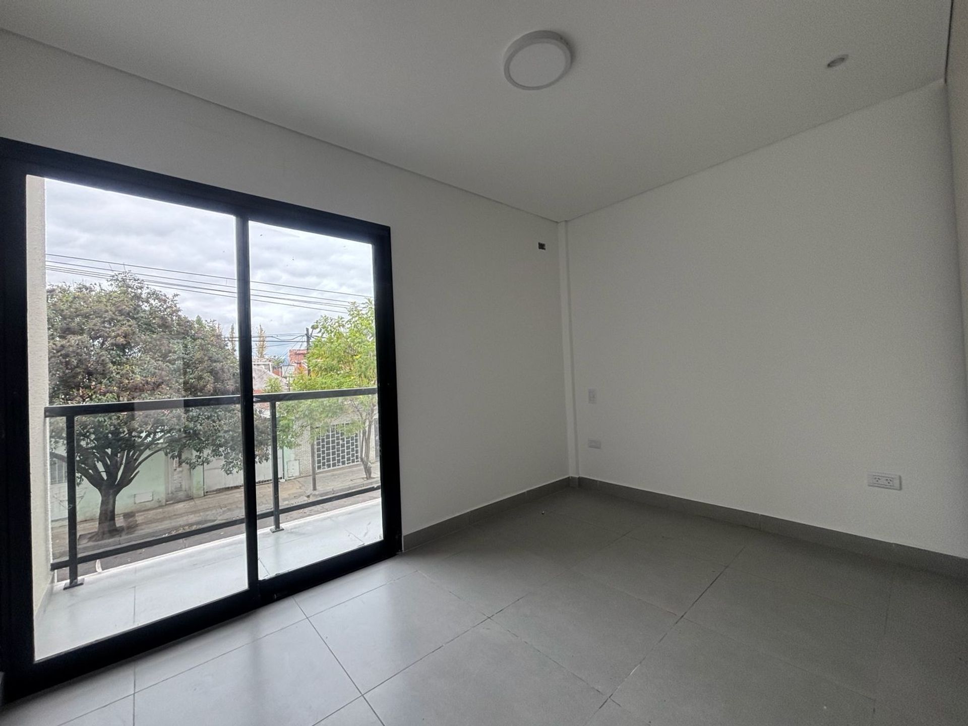 DEPTO EN VENTA A ESTRENAR DE 1 DORM MACROCENTRO - foto 4