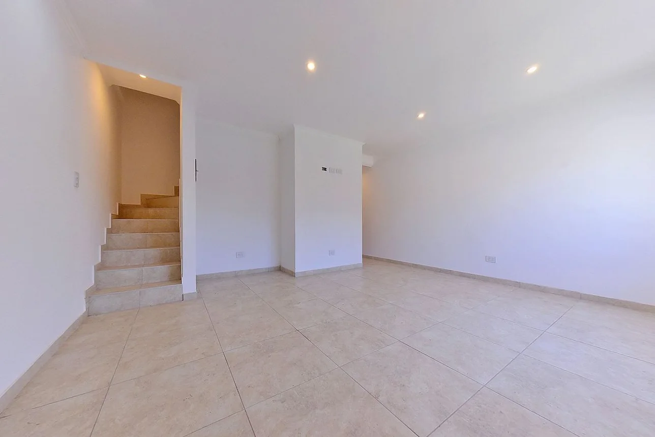 Casa dúplex de 3 ambientes en venta en Hurlingham, Julián Aguirre 1900, foto 3