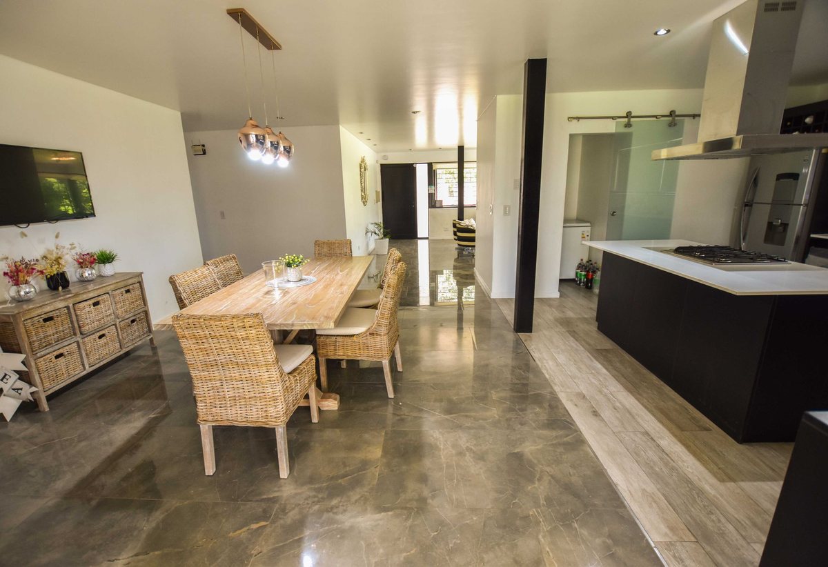 Foto 14 — VENTA CASA EN IBARLUCEA CON PILETA COCHERA QUINCHO