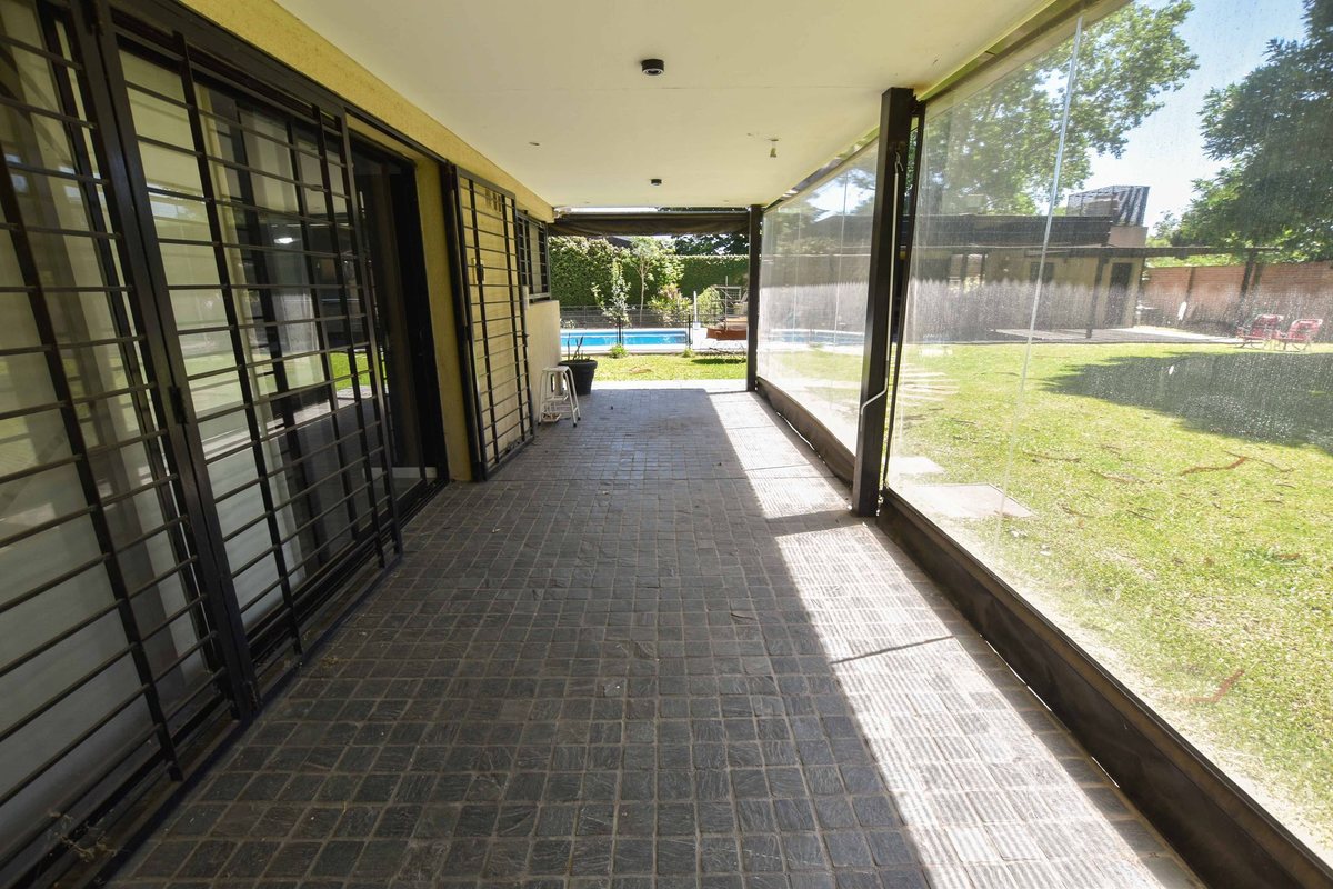 Foto 21 — VENTA CASA EN IBARLUCEA CON PILETA COCHERA QUINCHO
