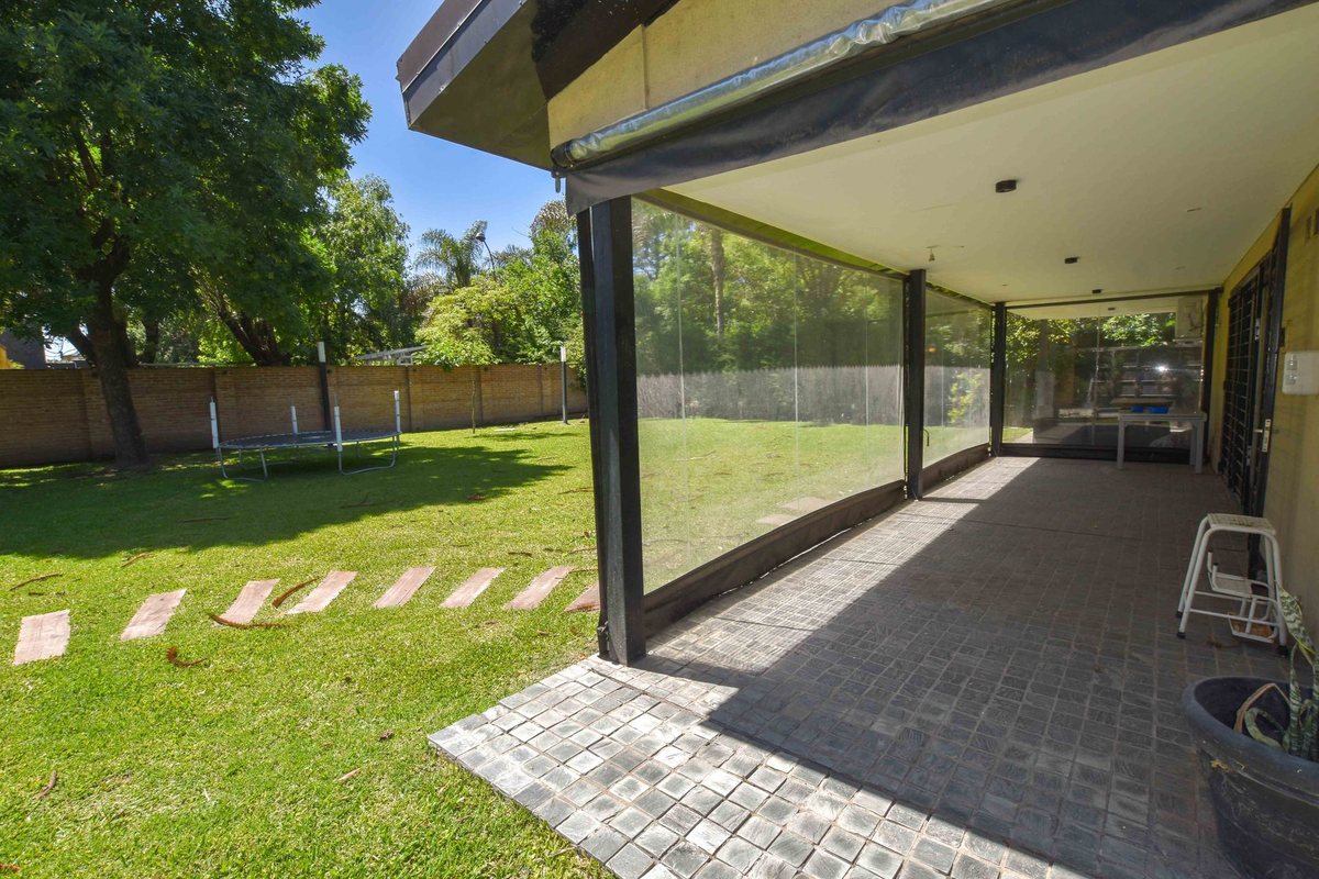Foto 22 — VENTA CASA EN IBARLUCEA CON PILETA COCHERA QUINCHO