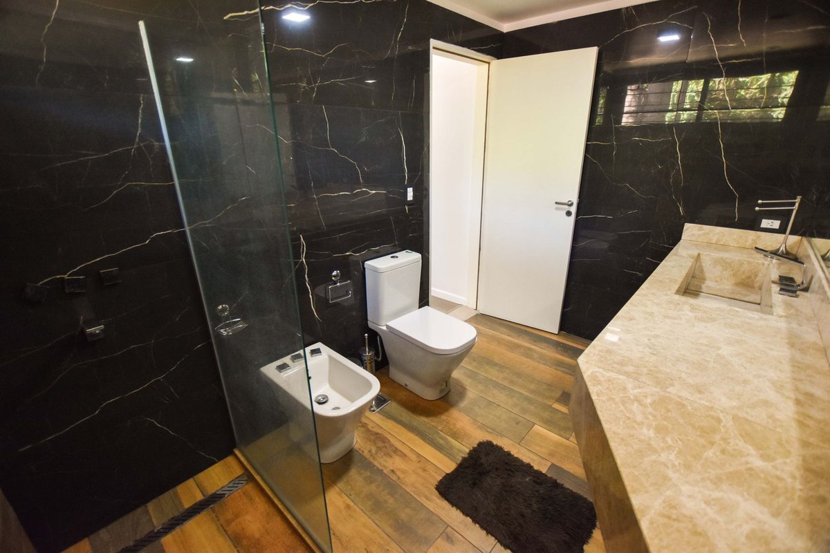 Foto 10 — VENTA CASA EN IBARLUCEA CON PILETA COCHERA QUINCHO