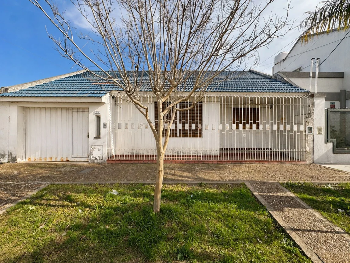 Casa en venta en Castelar