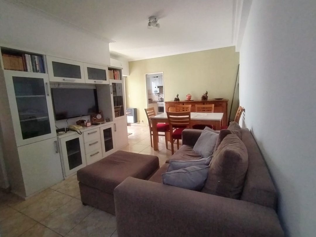 PH PLANTA BAJA 2 AMBIENTES CON JARDIN