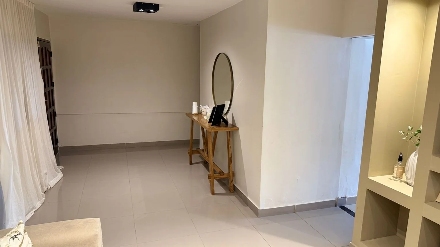 Casa de 7 ambientes en venta en San Miguel de Tucumán, Colombia 3100, foto 2