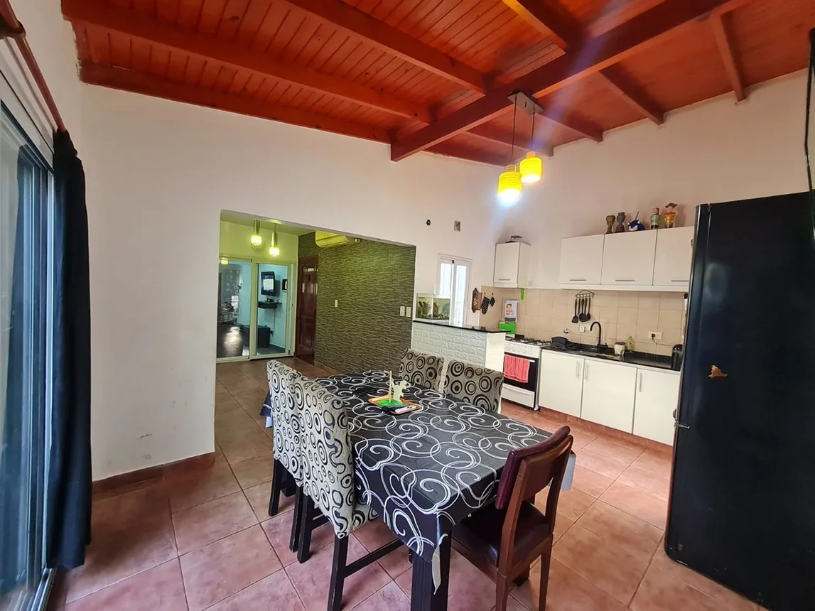 Casa de 4 ambientes en venta en Sarandí, Doctor Ismael Moreno 500, foto 4